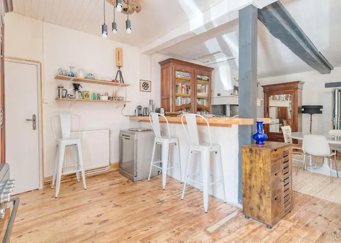 Dom wakacyjny Charmante Et Elegante Ferme Renovee